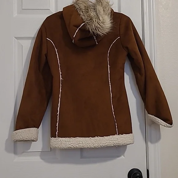 jacket - Picture 2 of 2